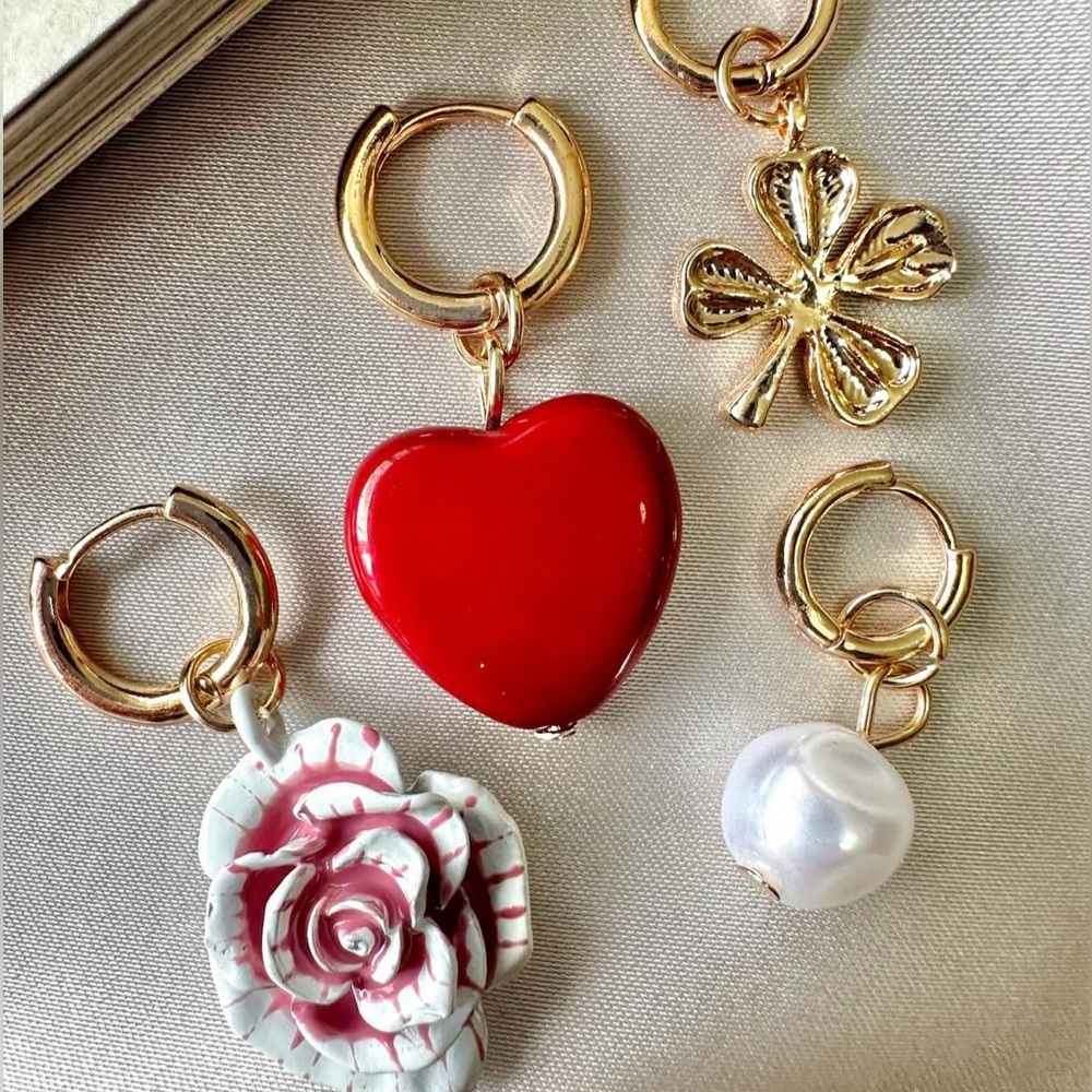 LAST 1 🔥 ZARA STYLE PACK OF CHARM EARRINGS NEW SEASON - Picture 6 of 9